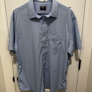 UNTUCKit Men's Light Blue Casual Button Down Shirt